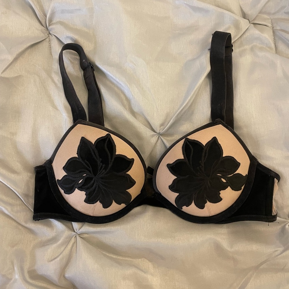 Floral Victoria’s Secret Push Up Bra